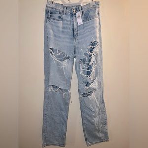 AE Ripped Highest Waist Baggy Straight Jean Women’s Size 8 Brand New